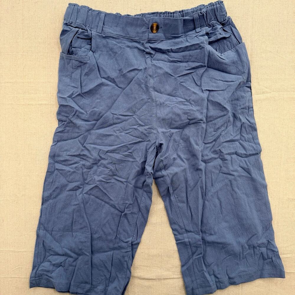 NWT Blue Capris